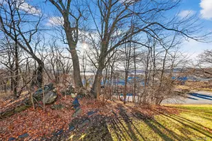 4 Colonial Rd, Beacon, NY 12508 - Photo 16