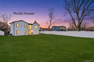 61 Stephen Dr, Plainview, NY 11803 - Photo 2