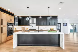 61 Stephen Dr, Plainview, NY 11803 - Photo 12