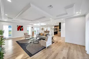 61 Stephen Dr, Plainview, NY 11803 - Photo 4