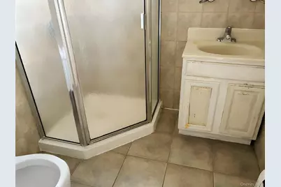 1987 Cruger Avenue, Bronx, NY 10462 - Photo 14