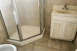 1987 Cruger Ave, Bronx, NY 10462 - Photo 14