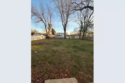 202 Clark Street, Brentwood, NY 11717 - Photo 14