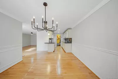 586 Blue Ridge Drive, Medford, NY 11763 - Photo 8