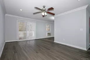 1750 W Main St, Riverhead, NY 11901 - Photo 4