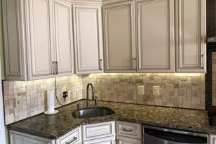 563 Albemarle Pl, Cedarhurst, NY 11516 - Photo 6