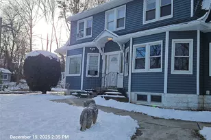 1 Beech Dr, Ronkonkoma, NY 11779 - Photo 2