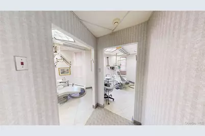 1718 E 17th Street #1, Brooklyn, NY 11229 - Photo 8