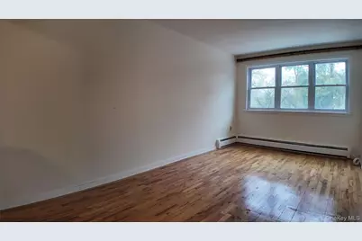 420 Screvin Avenue, Bronx, NY 10473 - Photo 6