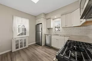 222 Lido Pkwy, Lindenhurst, NY 11757 - Photo 12