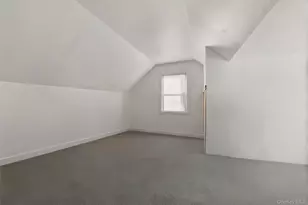 222 Lido Pkwy, Lindenhurst, NY 11757 - Photo 16