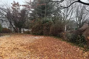 9 Center St, Glen Cove, NY 11542 - Photo 4