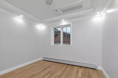 27-09 Utopia Parkway, Flushing, NY 11358 - Photo 10