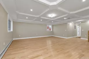 27-09 Utopia Pkwy, Flushing, NY 11358 - Photo 8