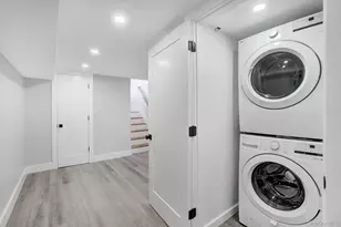 73-30 244th St, Flushing, NY 11362 - Photo 26