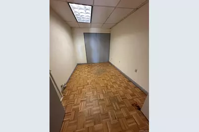 3800 E Tremont Avenue, Bronx, NY 10465 - Photo 12