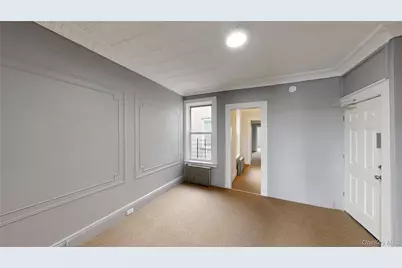 6424 Madison Street, Ridgewood, NY 11385 - Photo 4