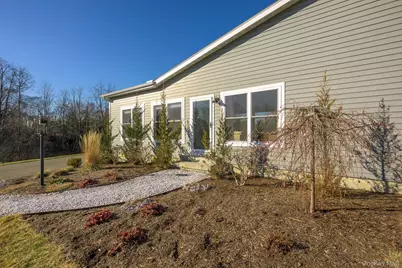 16 Lucas Lane, Hudson, NY 12534 - Photo 2