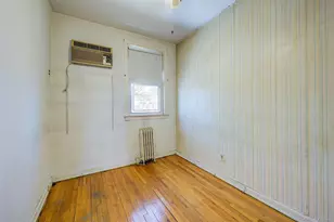 75-33 168th St, Fresh Meadows, NY 11366 - Photo 18