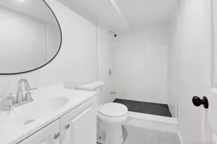 3232 Fenton Ave, Bronx, NY 10469 - Photo 24