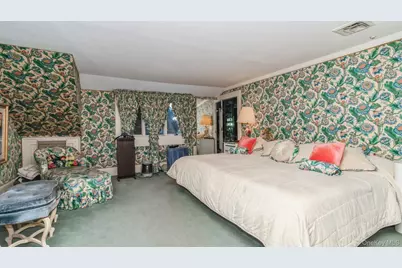 178 Wildacre Avenue, Lawrence, NY 11559 - Photo 32