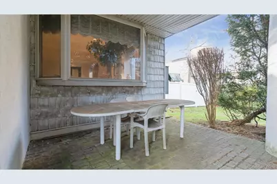 178 Wildacre Avenue, Lawrence, NY 11559 - Photo 10