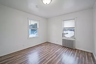 67 Orchard Street, Lindenhurst, NY 11757 - Photo 14