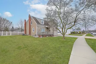 100 Morris Pkwy, Valley Stream, NY 11580 - Photo 2