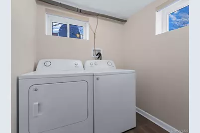 181 Whittier Avenue, North Babylon, NY 11703 - Photo 24