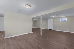 181 Whittier Ave, North Babylon, NY 11703 - Photo 20