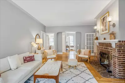 38-30 Douglaston Parkway #G2, Douglaston, NY 11363 - Photo 4