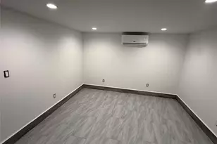 174 Whittier Ave, Babylon, NY 11703 - Photo 4