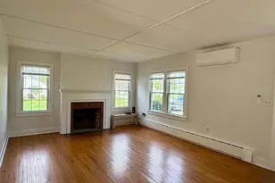 70 Mulberry St, Rhinebeck, NY 12572 - Photo 2