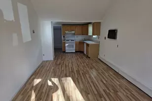 125 Greenwood Dr, North Babylon, NY 11703 - Photo 14