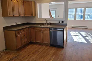 125 Greenwood Dr, North Babylon, NY 11703 - Photo 6