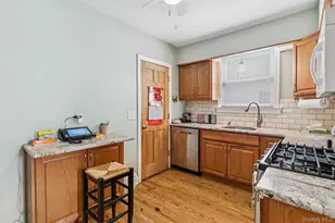 114 Lexington Ave, Franklin Square, NY 11010 - Photo 8
