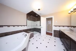 104 Highland Rd, New York, NY 10308 - Photo 12