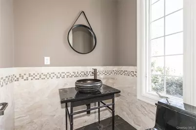 12 Knollwood Road, Roslyn, NY 11576 - Photo 4