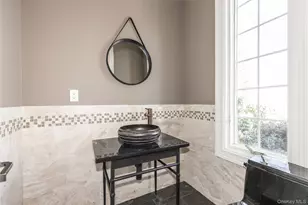 12 Knollwood Rd, Roslyn, NY 11576 - Photo 4