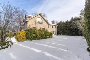 12 Knollwood Rd, Roslyn, NY 11576 - Photo 40