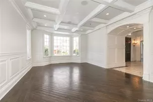 12 Knollwood Rd, Roslyn, NY 11576 - Photo 8