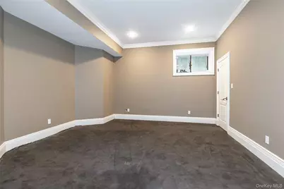 12 Knollwood Road, Roslyn, NY 11576 - Photo 36