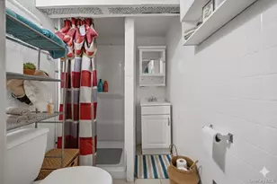 4450 Hill Ave, Bronx, NY 10466 - Photo 14