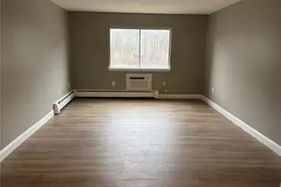43 Tanager Rd, Monroe, NY 10950 - Photo 2