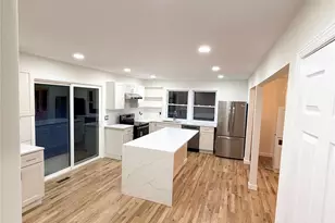 31 N Cozine Rd, Manorville, NY 11949 - Photo 24