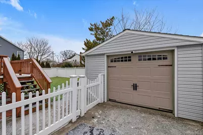 2451 Joseph Court, Bellmore, NY 11710 - Photo 22