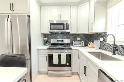 327 Mundy Lane, Mount Vernon, NY 10550 - Photo 18