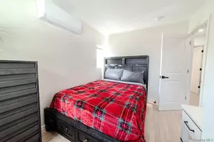 327 Mundy Ln, Mount Vernon, NY 10550 - Photo 6