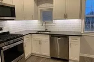 580 W Montauk Hwy, Lindenhurst, NY 11757 - Photo 10