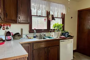 276 Old Hopewell Rd, Wappingers Falls, NY 12590 - Photo 10